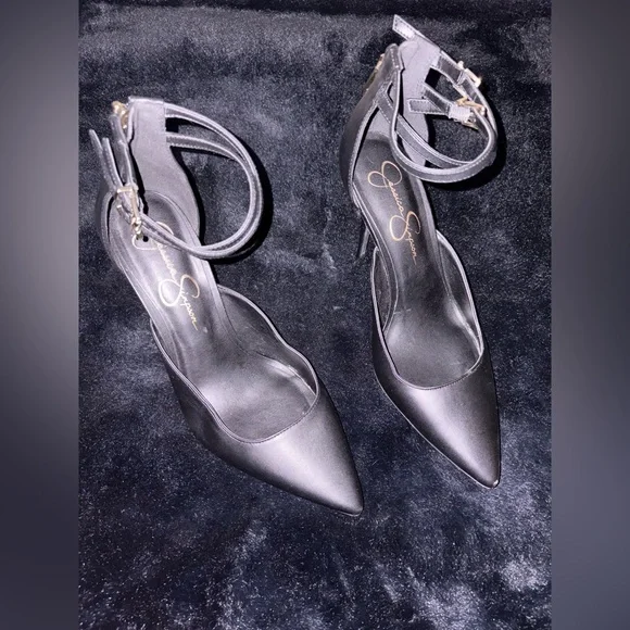 Elegant Black Women's Heels - Picture 6 of 8